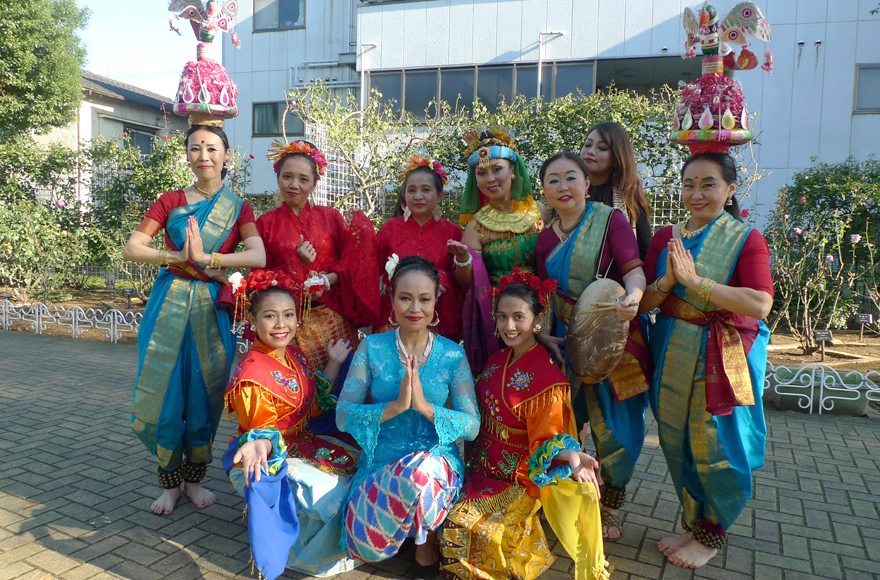 あだち国際まつり